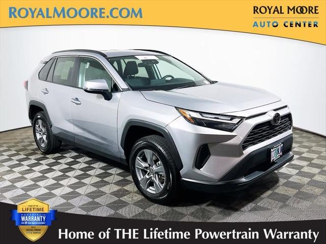 2022 Toyota RAV4 XLE