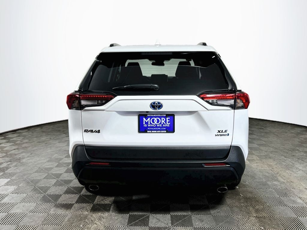 2024 Toyota RAV4 Hybrid XLE