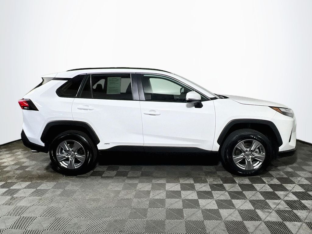 2024 Toyota RAV4 Hybrid XLE