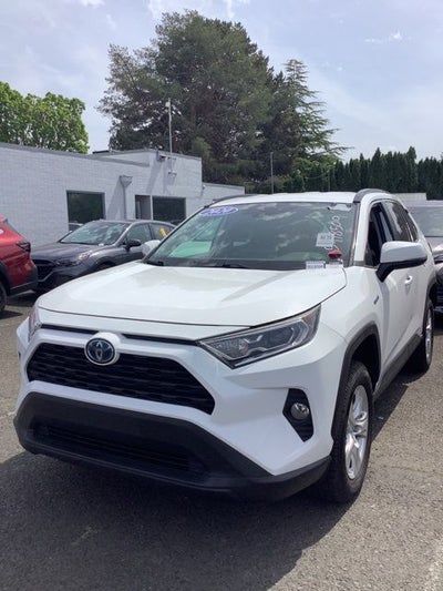 2020 Toyota RAV4 Hybrid XLE