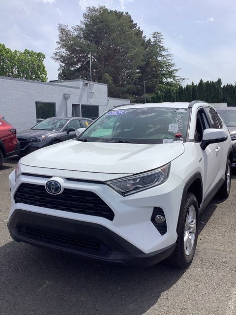 2020 Toyota RAV4 Hybrid XLE