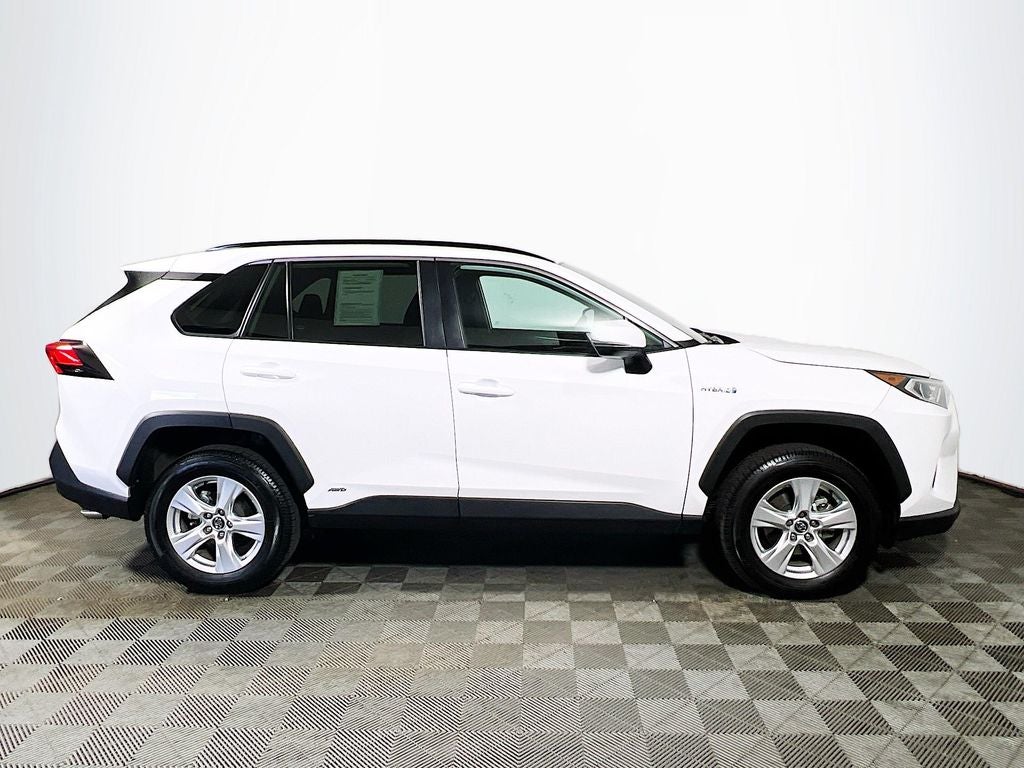 2020 Toyota RAV4 Hybrid XLE