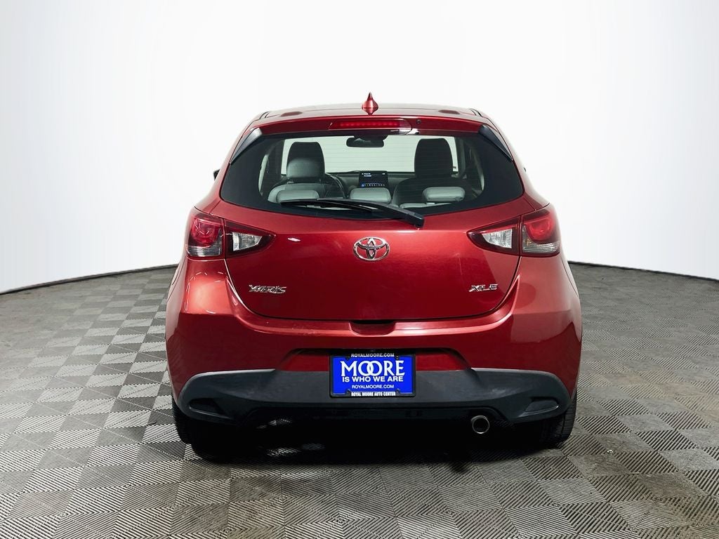 2020 Toyota Yaris XLE