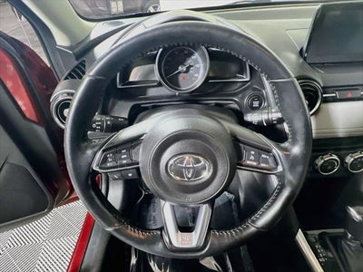 2020 Toyota Yaris XLE