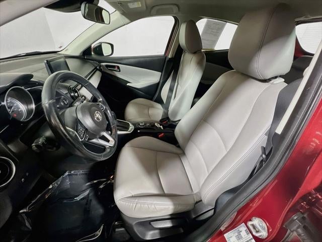 2020 Toyota Yaris XLE