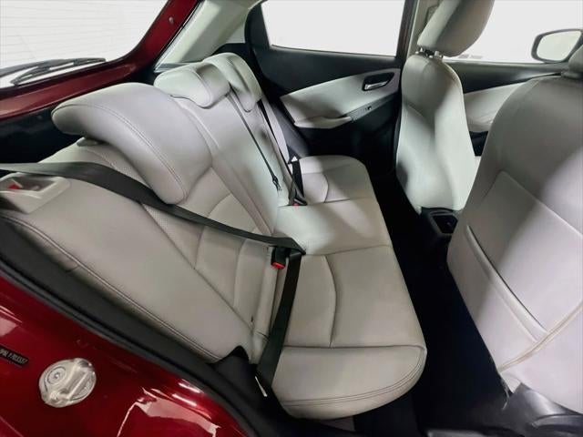 2020 Toyota Yaris XLE