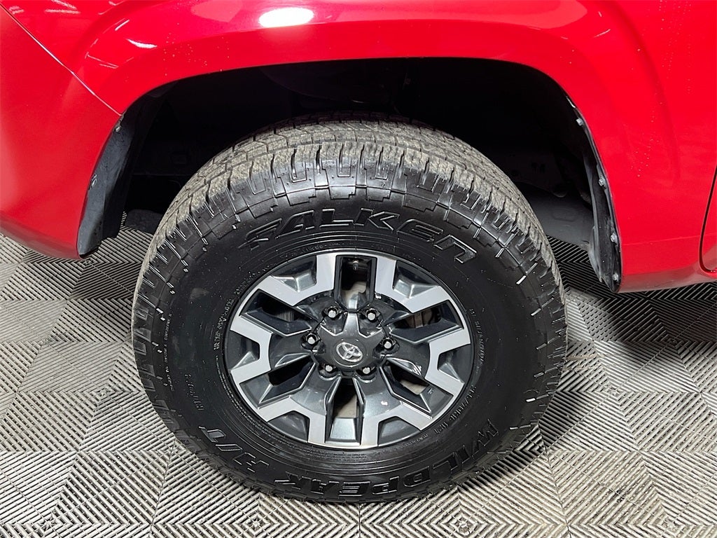 2022 Toyota Tacoma SR V6