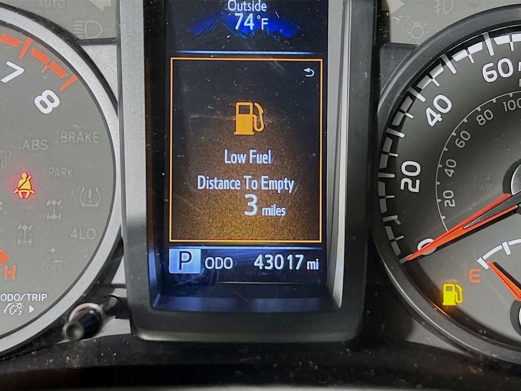 2022 Toyota Tacoma SR V6