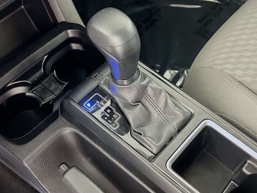 2022 Toyota Tacoma SR V6