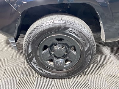 2022 Toyota Tacoma SR V6