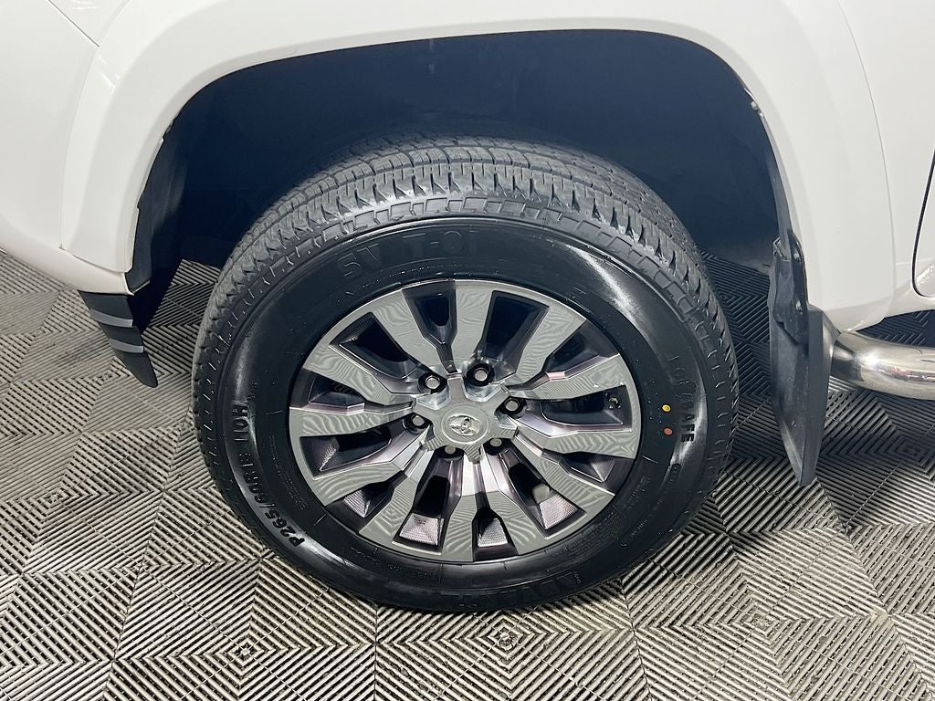 2020 Toyota Tacoma Limited V6