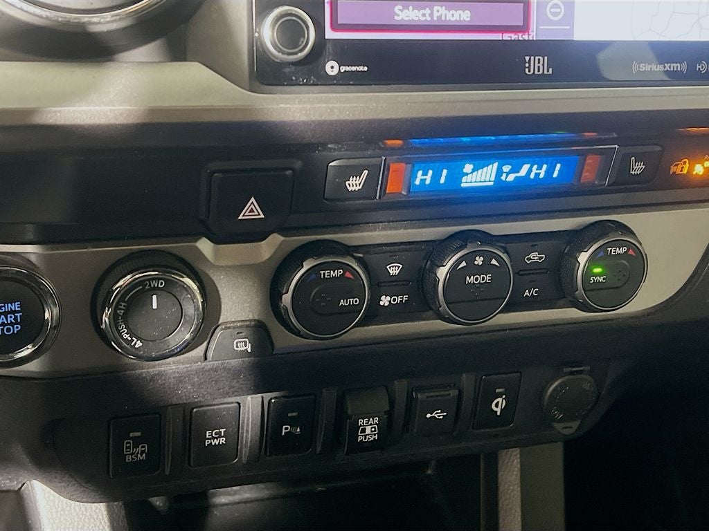 2022 Toyota Tacoma Limited V6