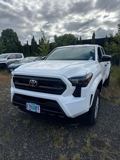 2025 Toyota Tacoma SR