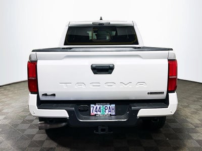 2024 Toyota Tacoma Hybrid TRD Sport