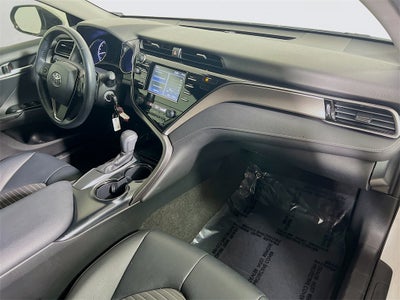 2019 Toyota Camry SE