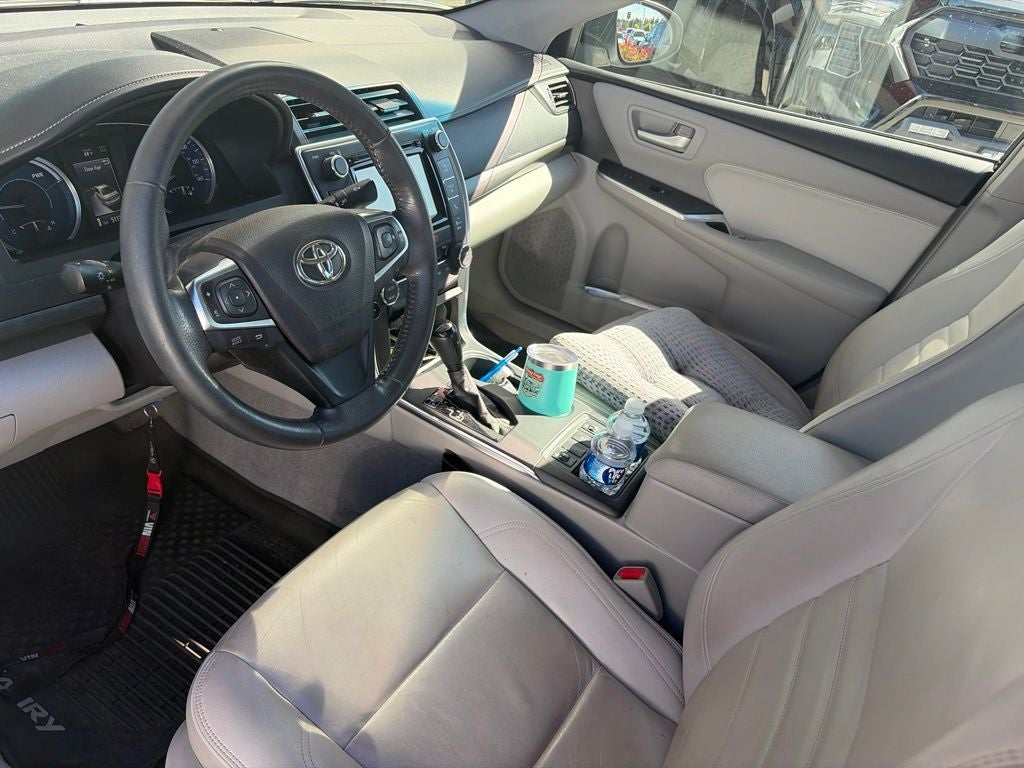 2017 Toyota Camry Hybrid XLE