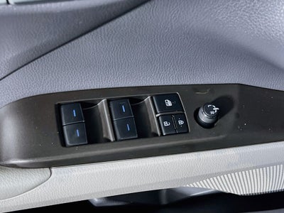 2022 Toyota Camry Hybrid LE
