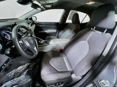 2022 Toyota Camry Hybrid LE