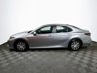 2022 Toyota Camry Hybrid LE