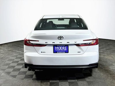 2025 Toyota Camry SE
