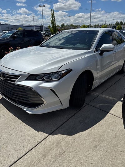 2021 Toyota Avalon XLE