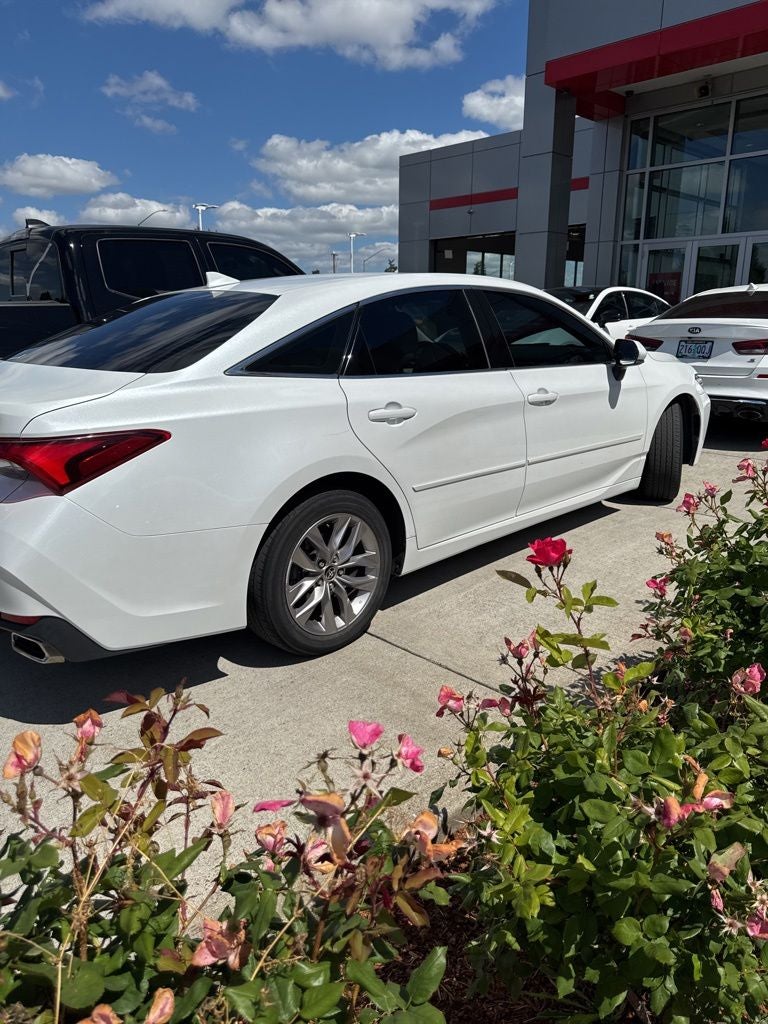 2021 Toyota Avalon XLE