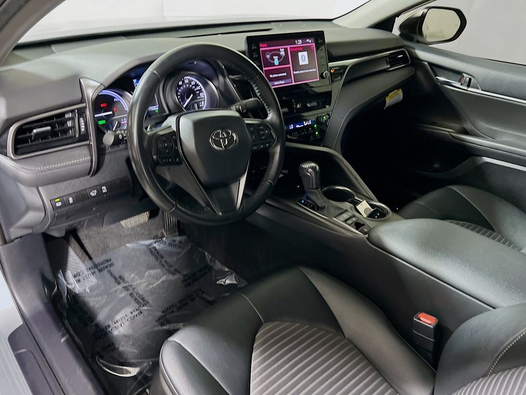 2023 Toyota Camry Hybrid SE