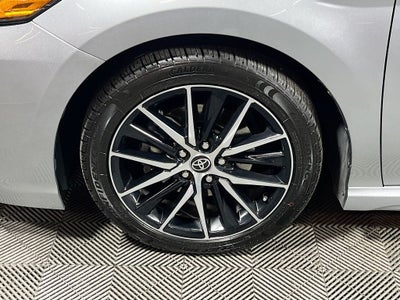 2023 Toyota Camry Hybrid SE