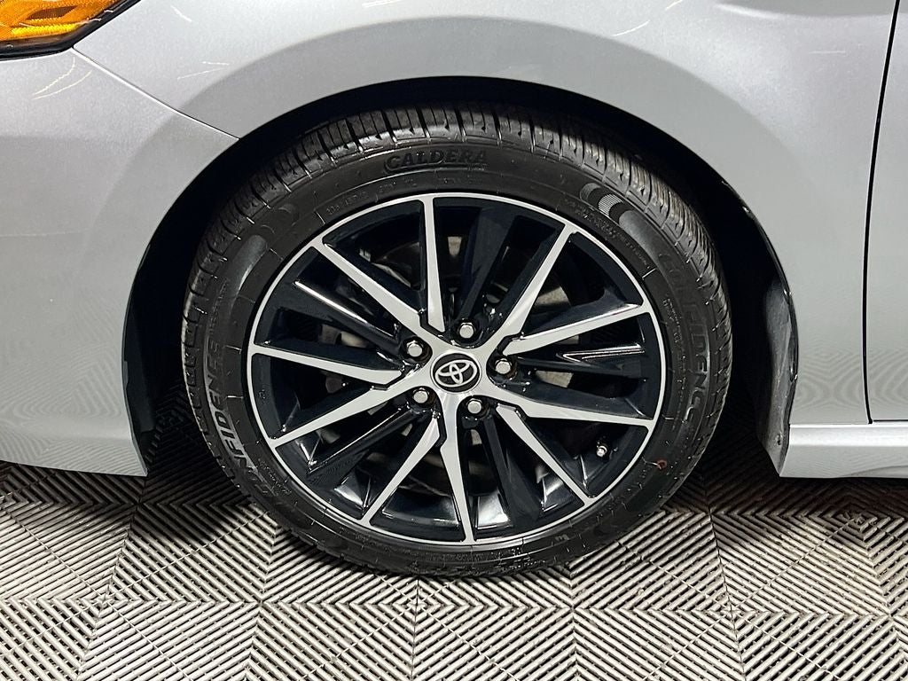 2023 Toyota Camry Hybrid SE