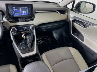 2021 Toyota RAV4 Hybrid XLE Premium