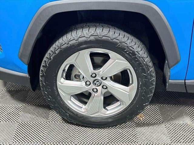 2021 Toyota RAV4 Hybrid XLE Premium