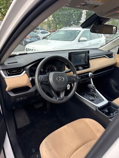 2021 Toyota RAV4 Hybrid LE