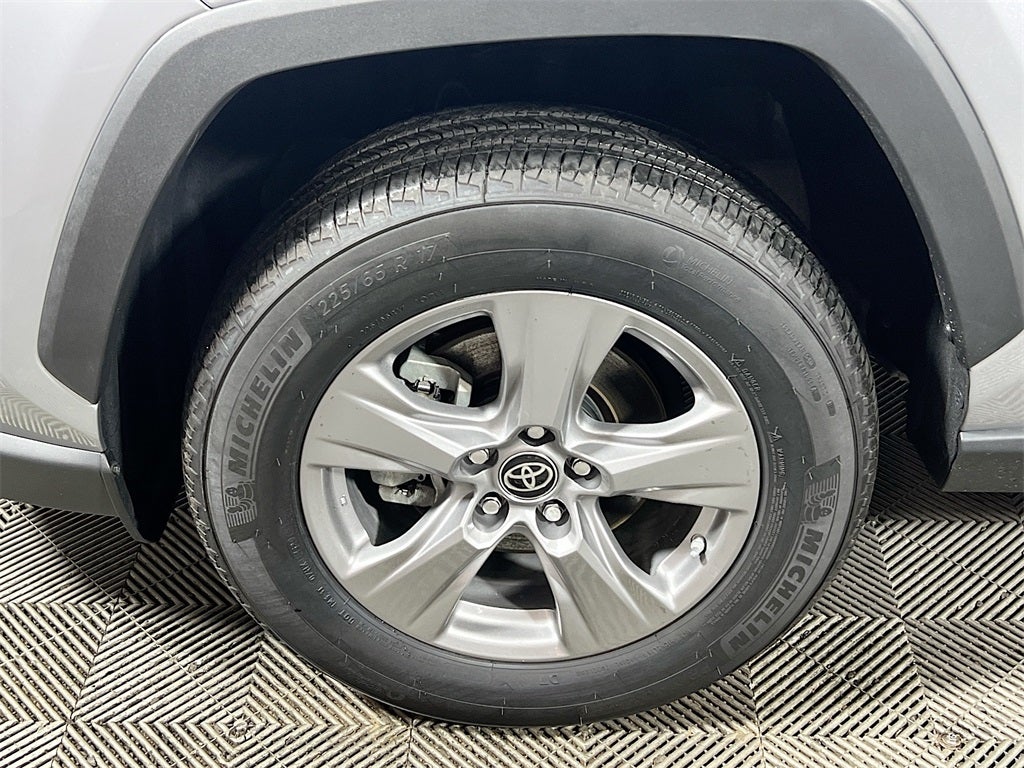 2023 Toyota RAV4 Hybrid LE