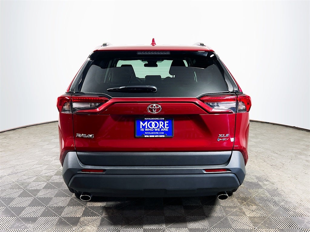 2025 Toyota RAV4 Hybrid XLE