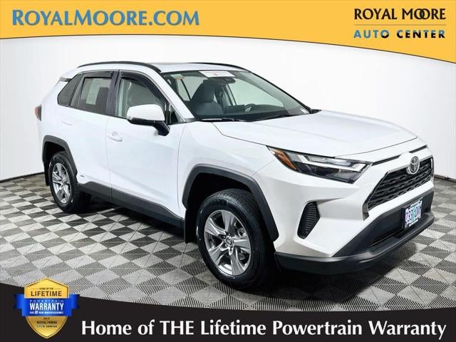 2025 Toyota RAV4 Hybrid XLE