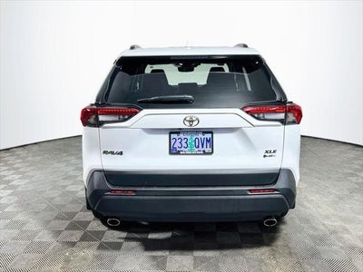 2025 Toyota RAV4 Hybrid XLE