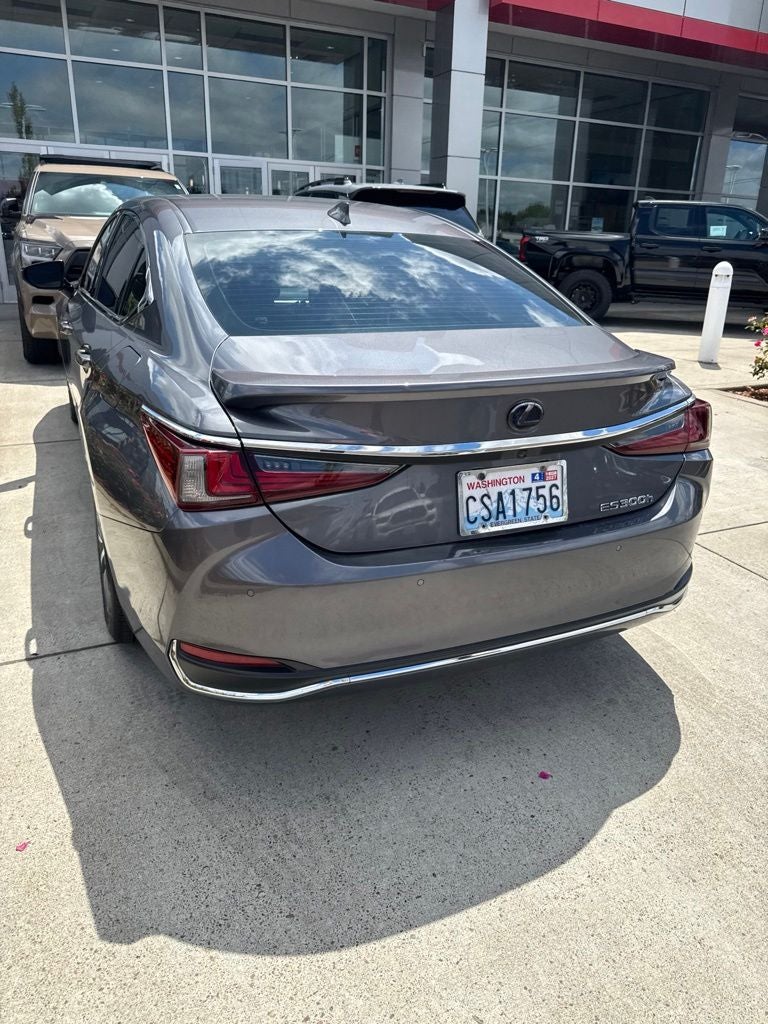 2020 Lexus ES 300h