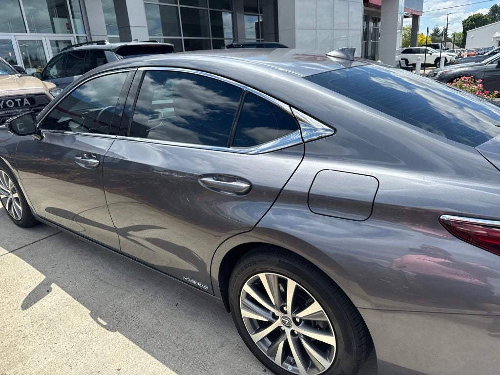 2020 Lexus ES 300h