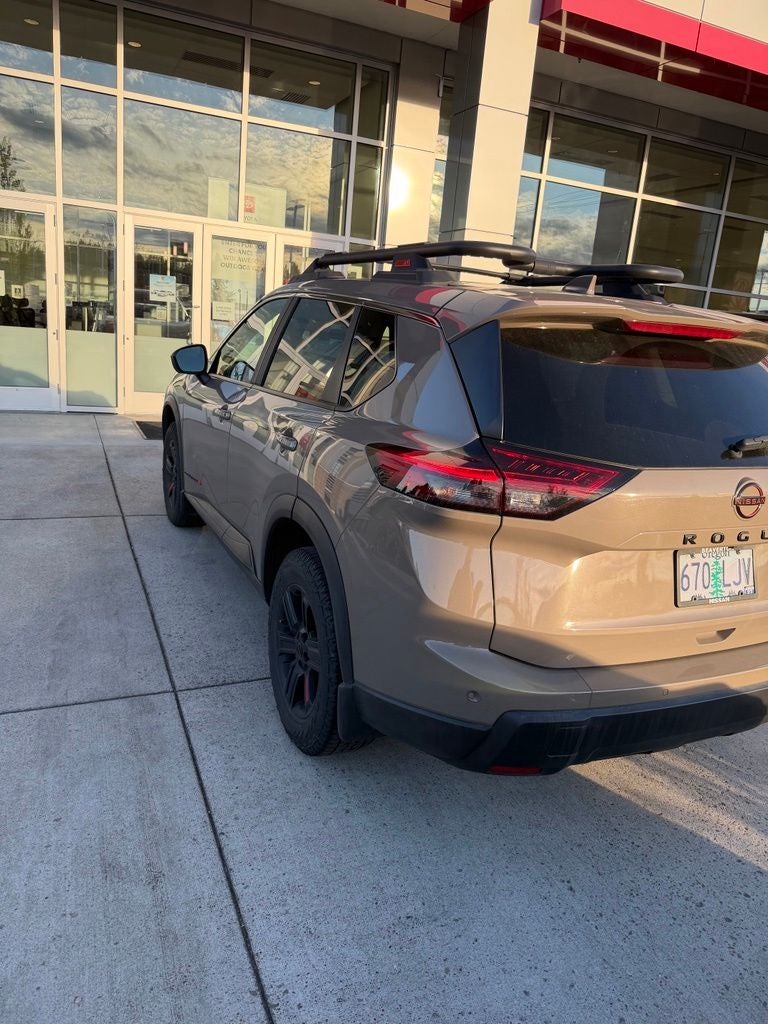 2025 Nissan Rogue Rock Creek