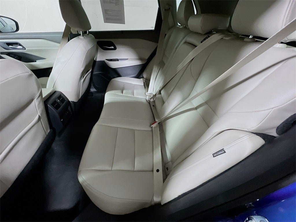 2022 Nissan Rogue SL