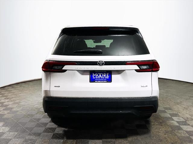 2025 Toyota Grand Highlander XLE