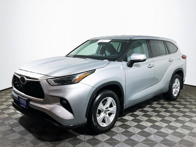 2022 Toyota Highlander LE