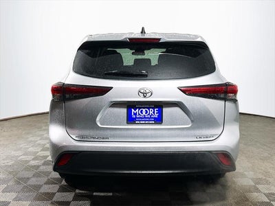 2022 Toyota Highlander LE
