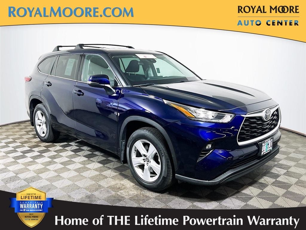 2020 Toyota Highlander LE