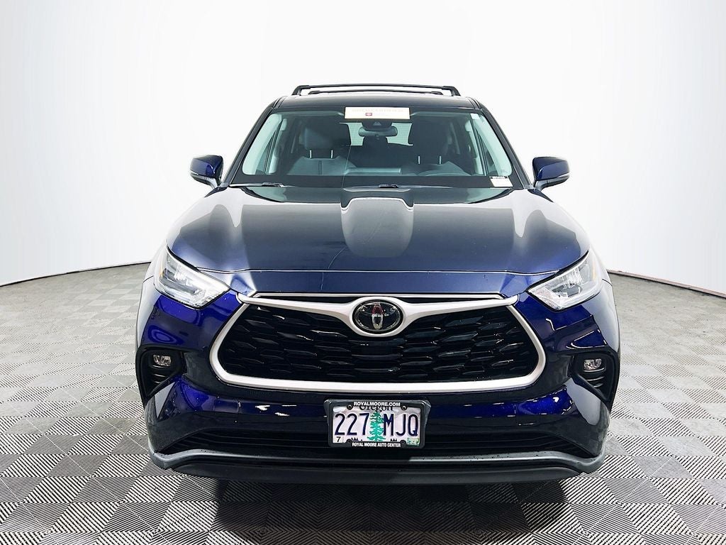 2020 Toyota Highlander LE
