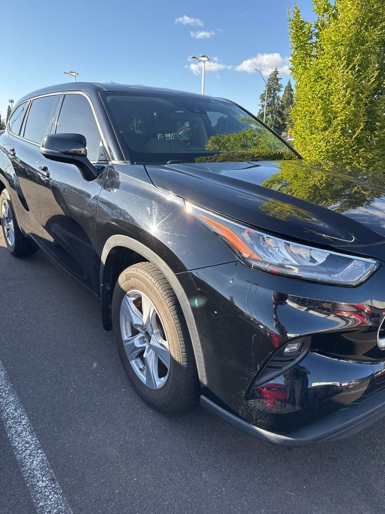 2020 Toyota Highlander LE