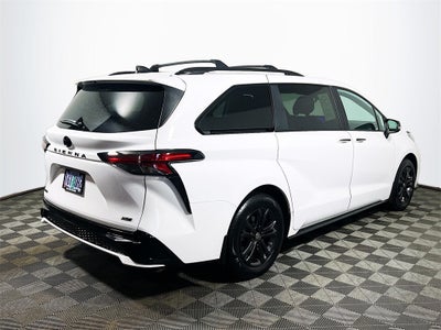 2025 Toyota Sienna XSE 7 Passenger