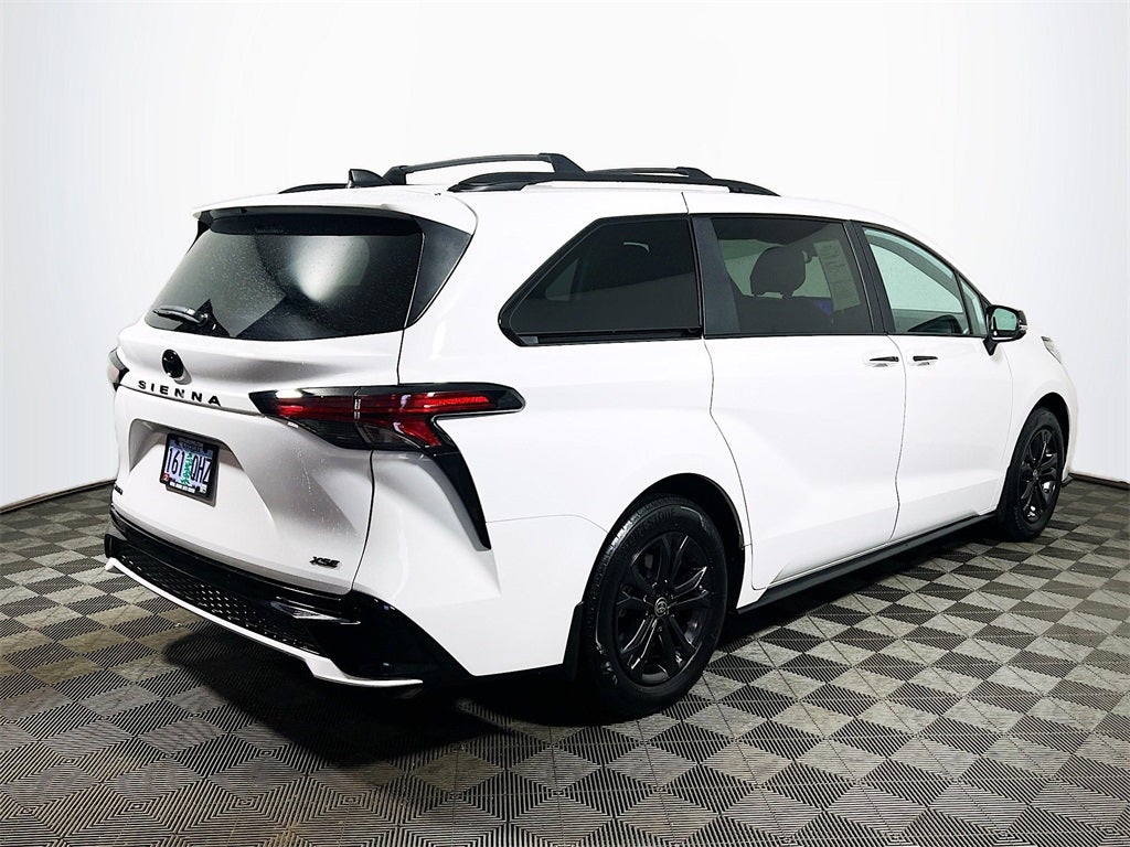 2025 Toyota Sienna XSE 7 Passenger