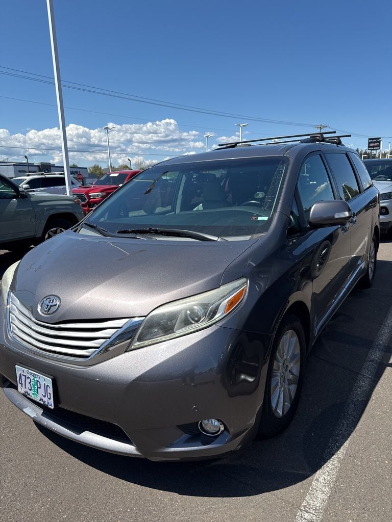 2015 Toyota Sienna Limited 7 Passenger