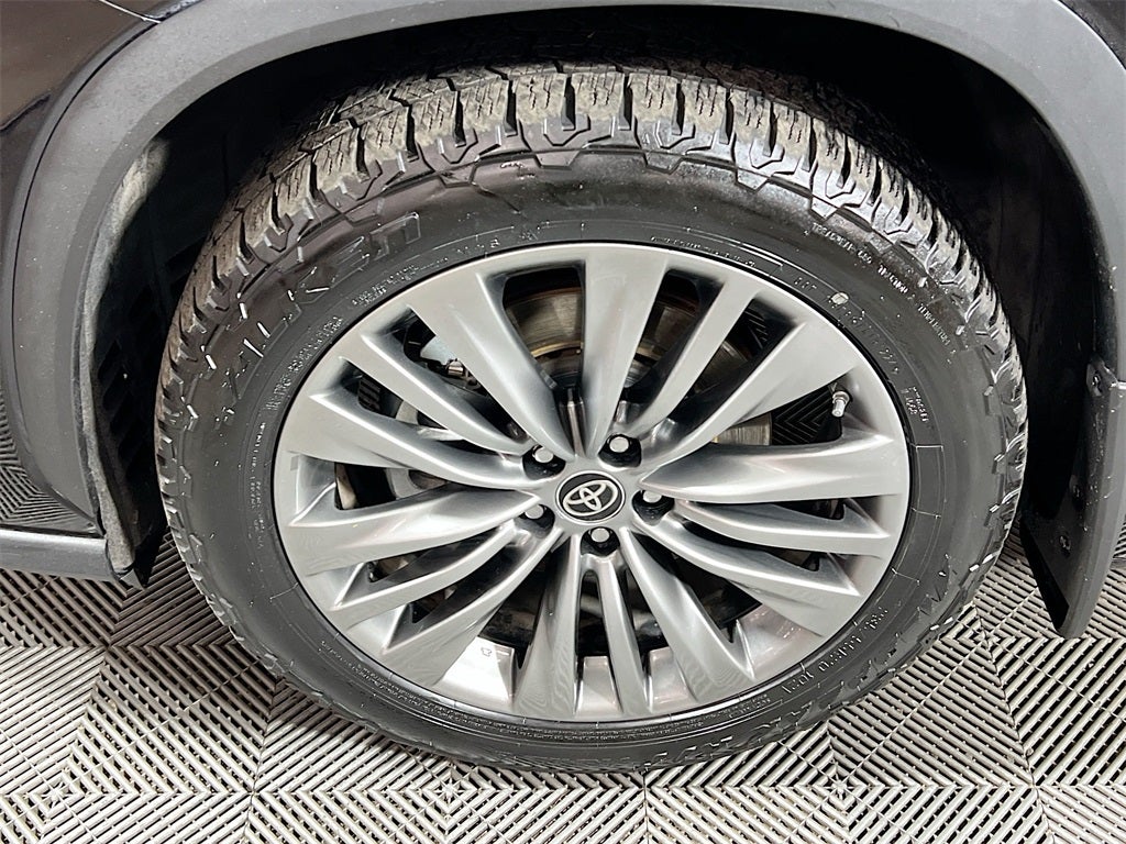 2020 Toyota Highlander Hybrid Platinum